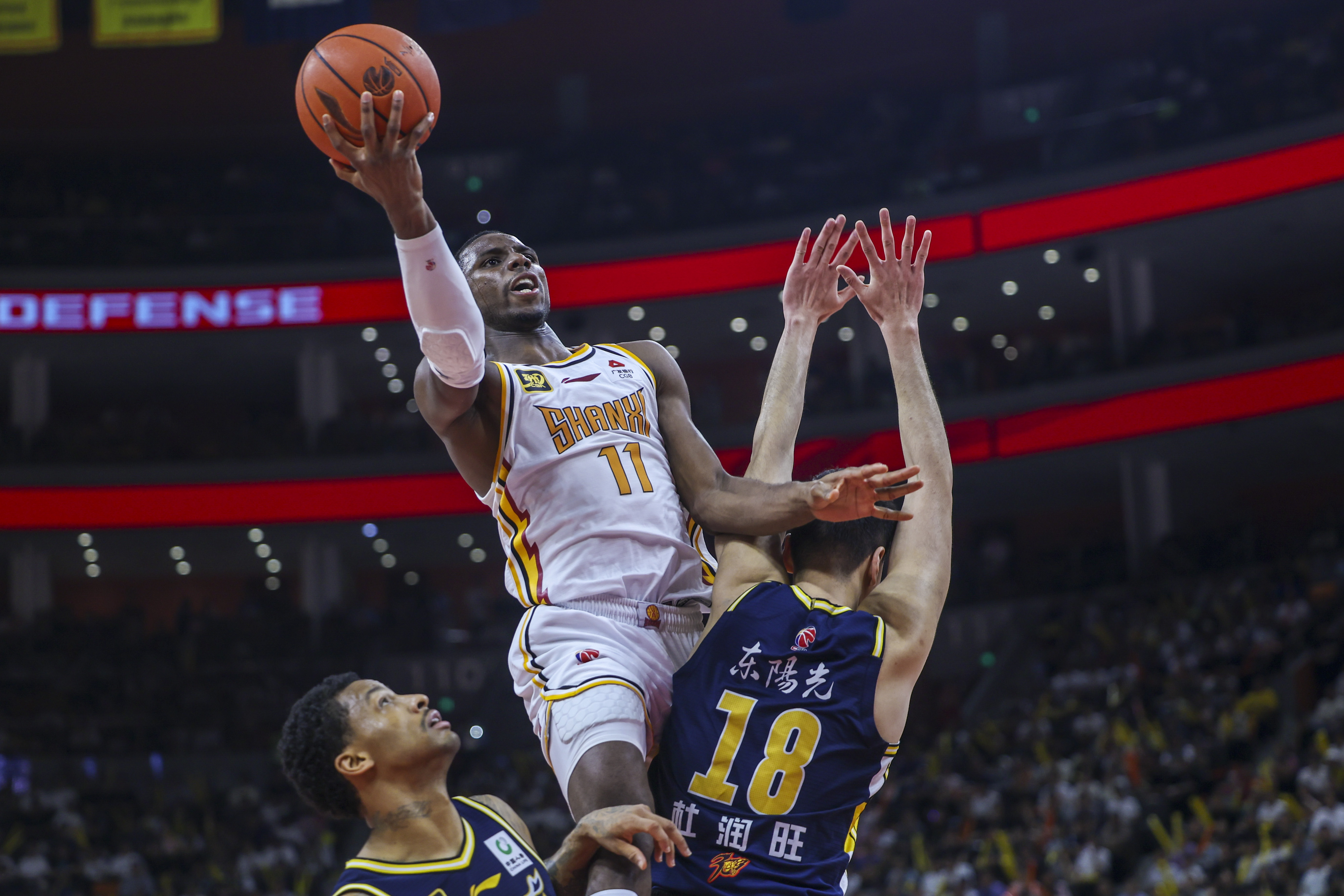 赛前体能课后;俄克拉荷马雷霆状态回暖备战CBA季后赛;媒体盛赞;团队化学反应显著的简单介绍 赛前体能课后;俄克拉荷马雷霆状态回暖备战CBA季后赛;媒体盛赞;团队化学反应显著的简单介绍