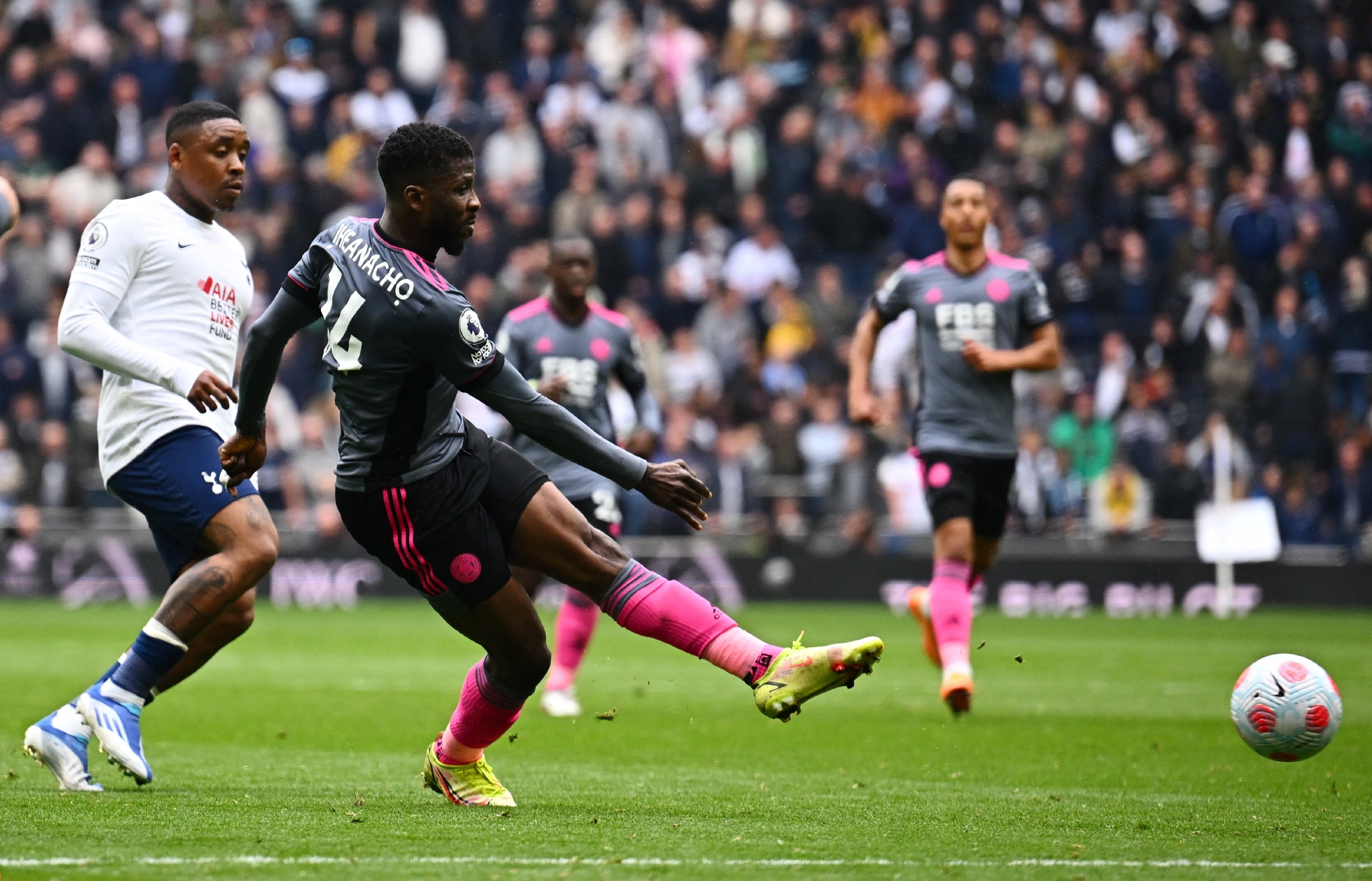 纽卡斯尔联vs托特纳姆热刺