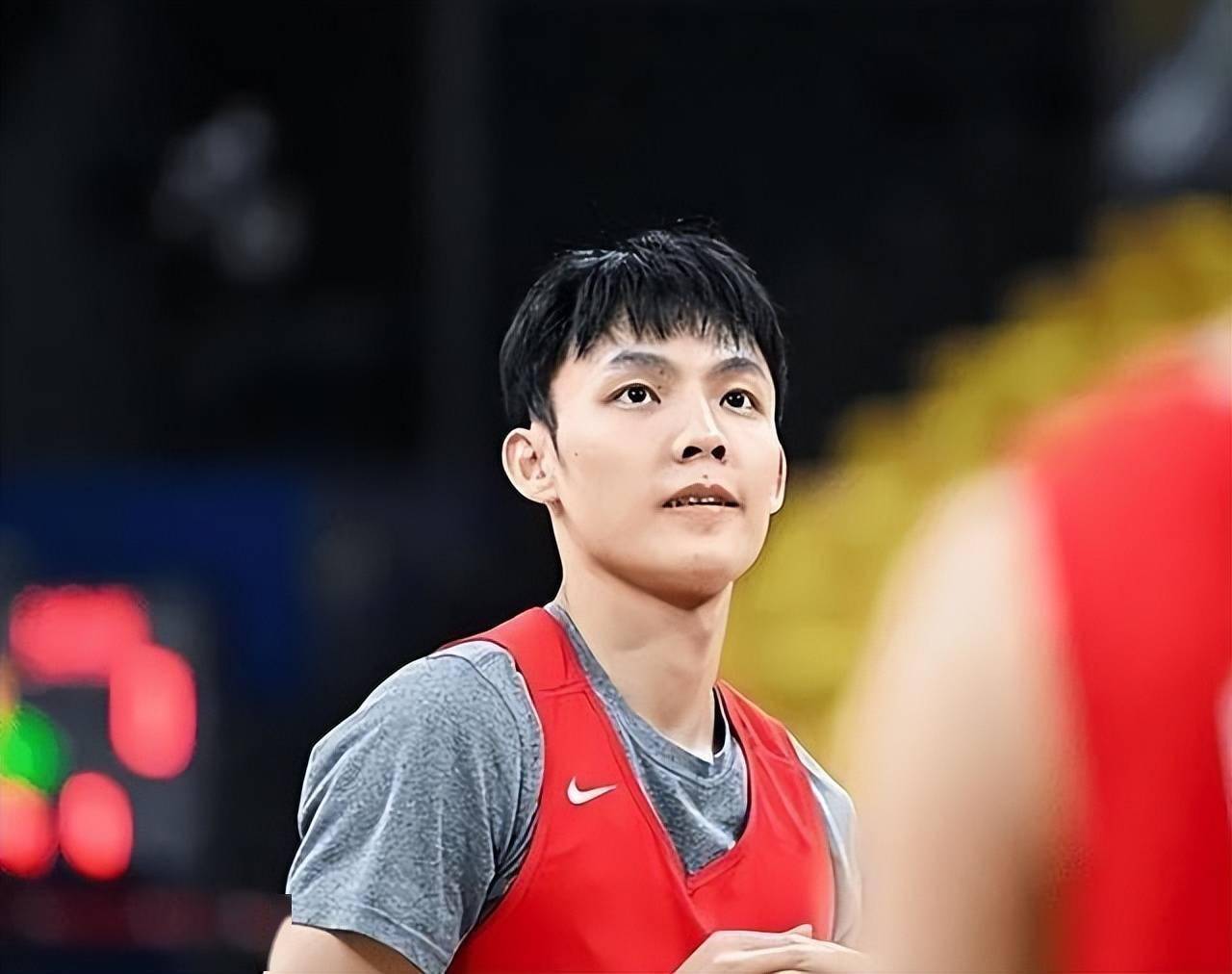 英雄联盟S15赛制-深圳男篮迎CBA常规赛关键赛，赛前主帅复盘，媒体盛赞，球探报告显示潜力的简单介绍