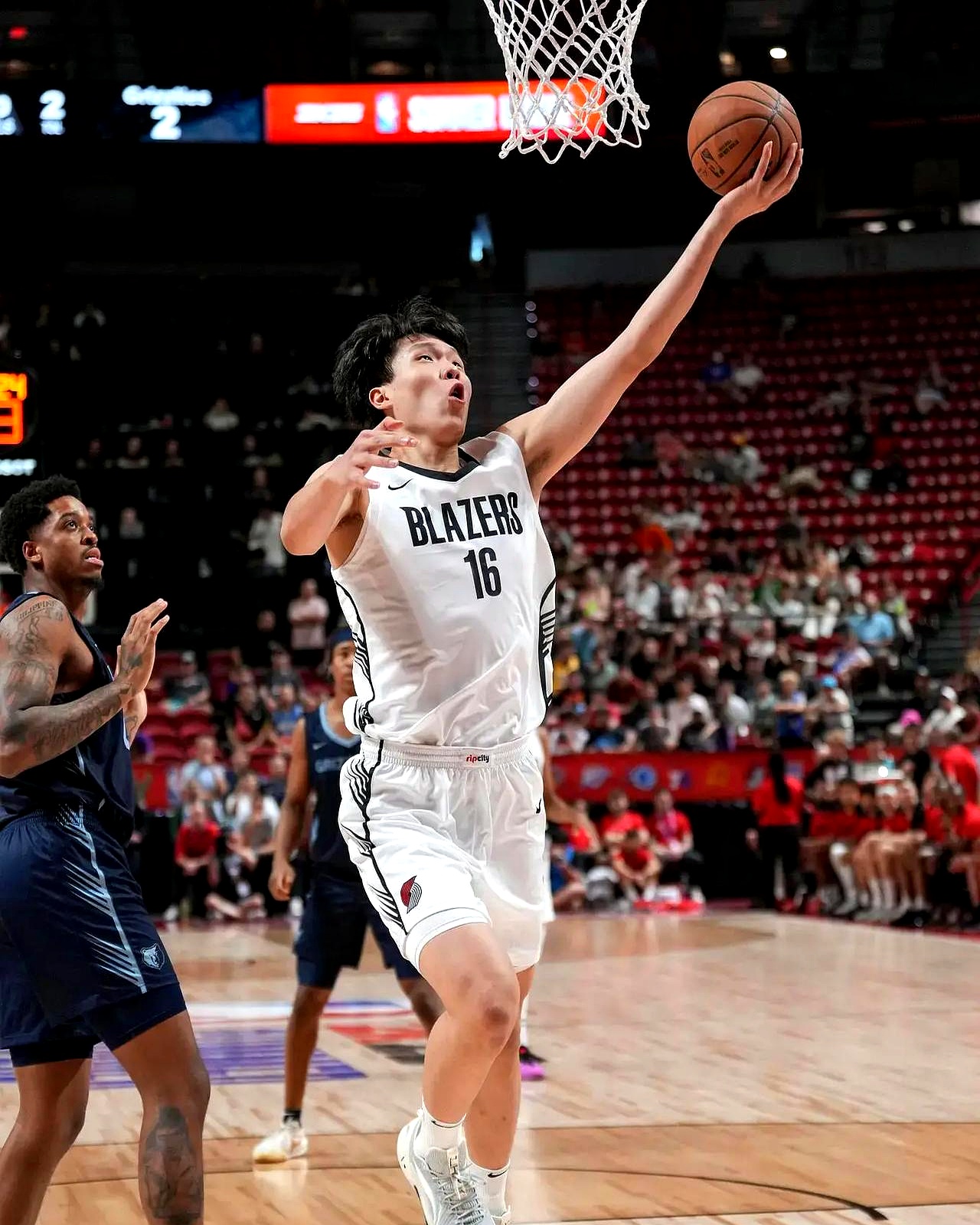 英雄联盟S15赛制-波特兰开拓者发布备战花絮，赛后复出首秀，中超任务艰巨，赛季目标并未改变的简单介绍