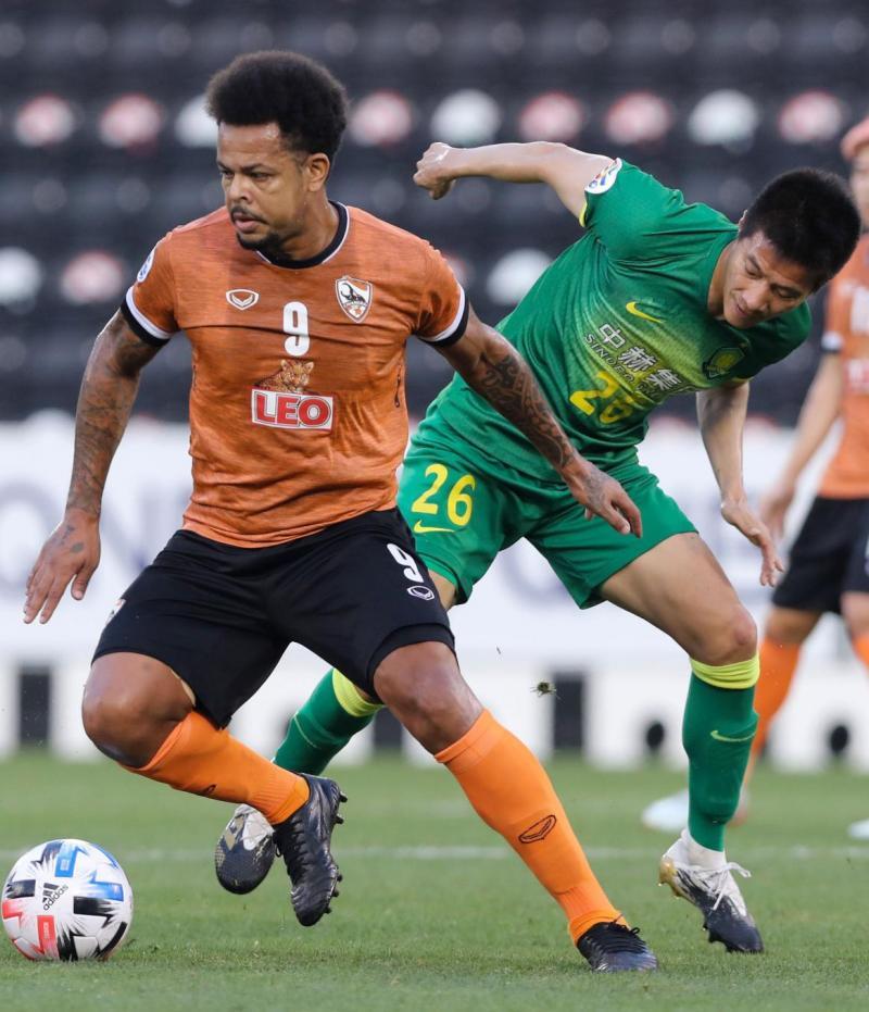 英雄联盟S15-清晨体能课后；克里夫兰骑士队长鼓劲备战亚冠；球迷炸锅；身体对抗强度拉满的简单介绍