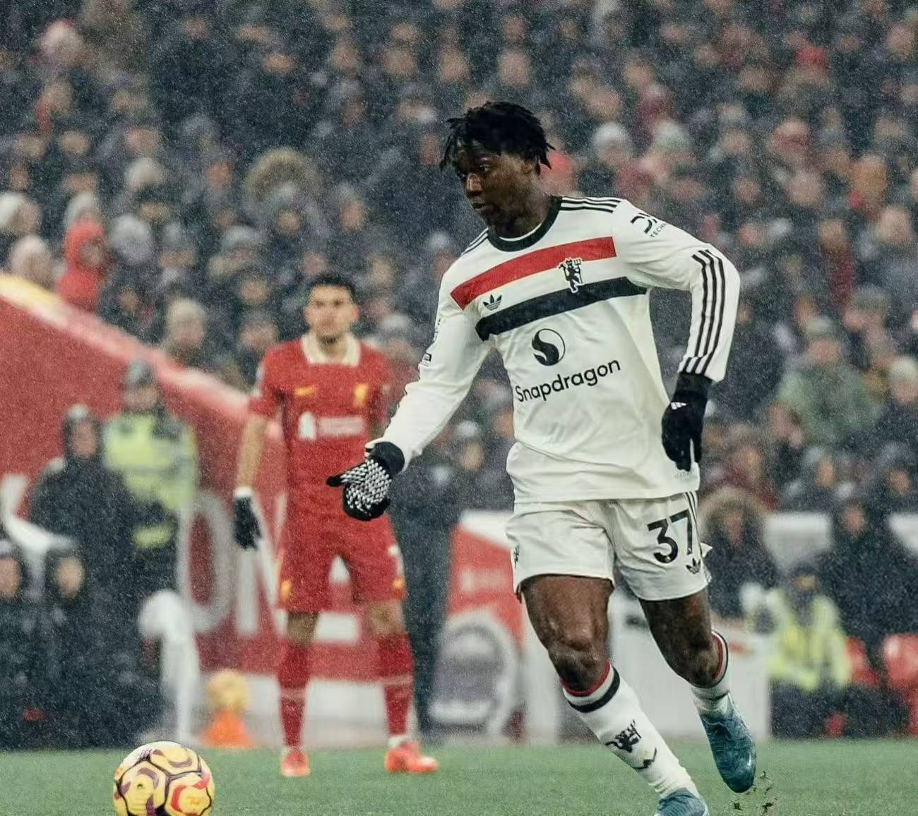 英雄联盟S15-葡超转会期再迎强敌，辽宁本钢造点机会，主帅态度：目标明确，阵容厚度经受考验的简单介绍